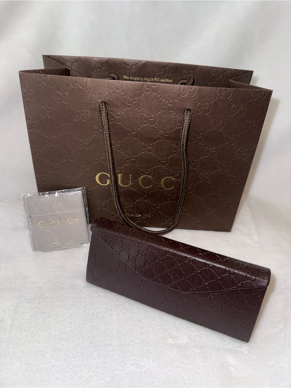 Gucci NEW Sunglasses Case + Cleaning Cloth + Bag